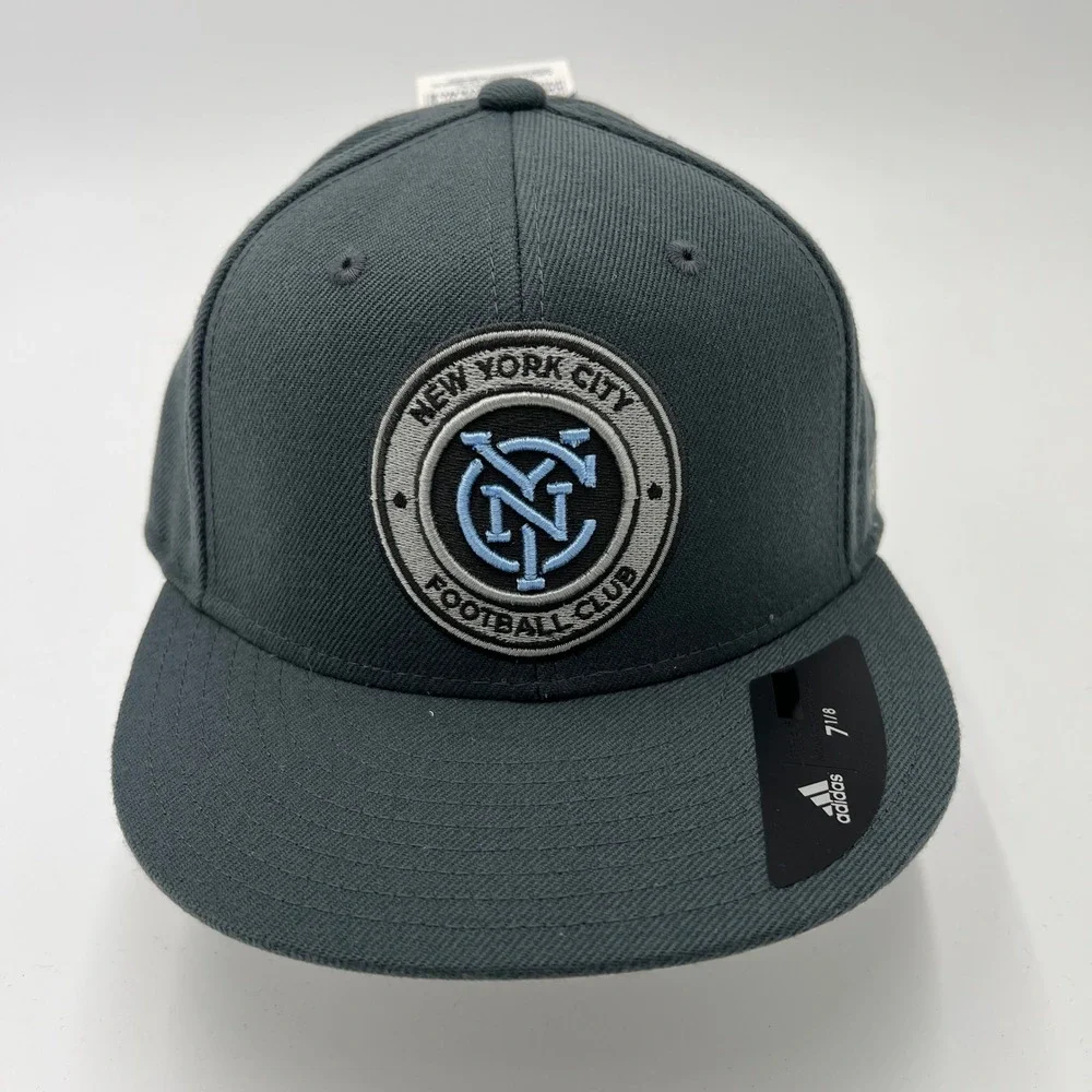 Adidas New York‎ City FC NYCFC MLS Fitted Hat Size 7 1/8 Dark Gray Flat Brim Cap